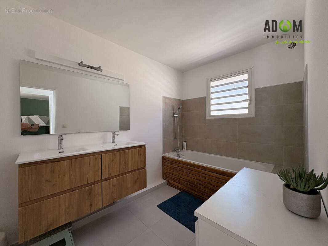 Appartement à LE PORT