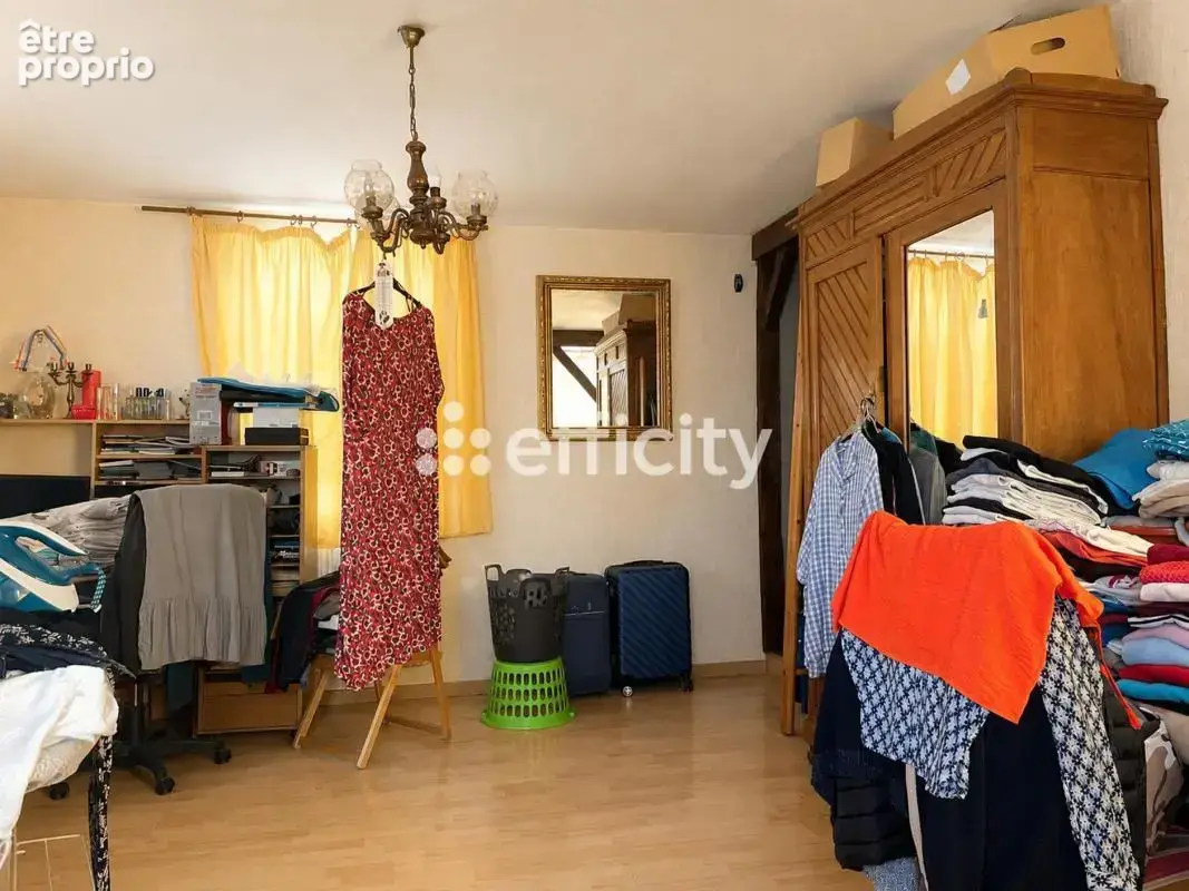 Maison 212 m² à La Ferte-Frenel  - photo 4