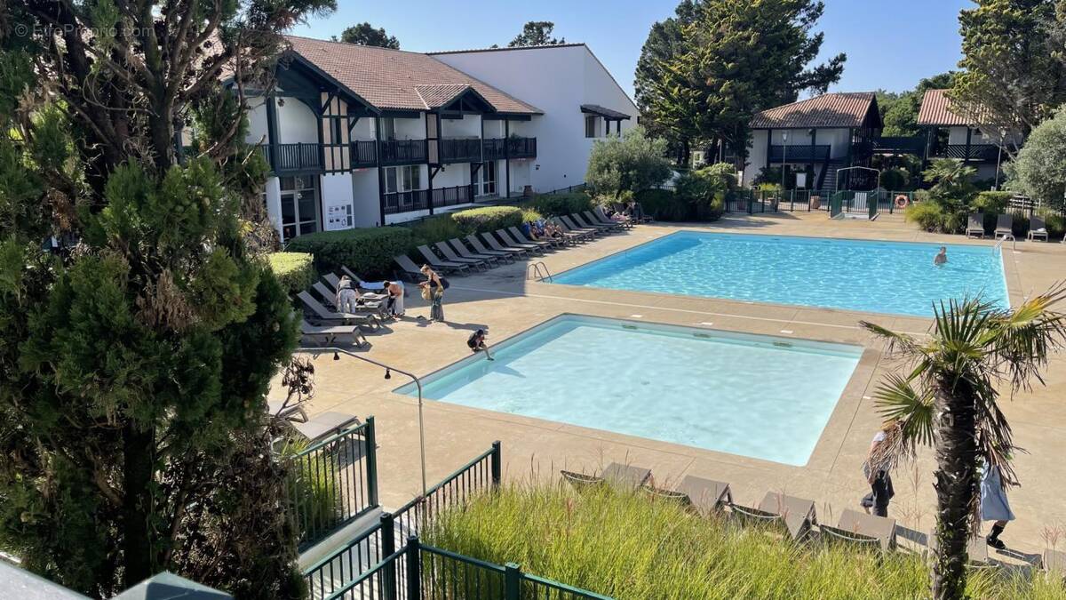 Appartement à MOLIETS-ET-MAA