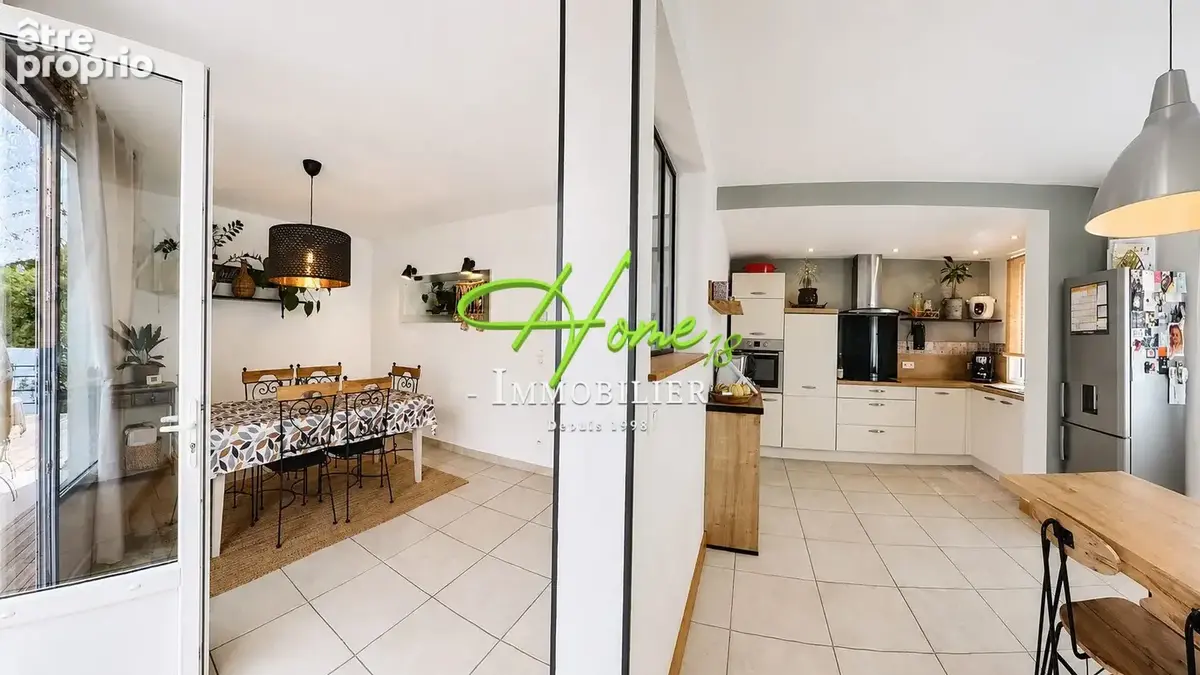 Maison 5 pièces 120 m² à vendre à Saint-Germain-Du-Puy (18390) - photo 8