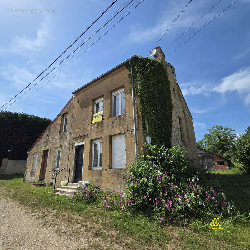 Maison à FLIZE