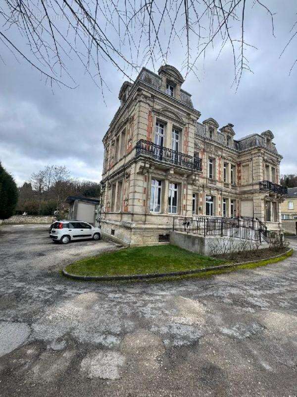 Appartement à VAILLY-SUR-AISNE