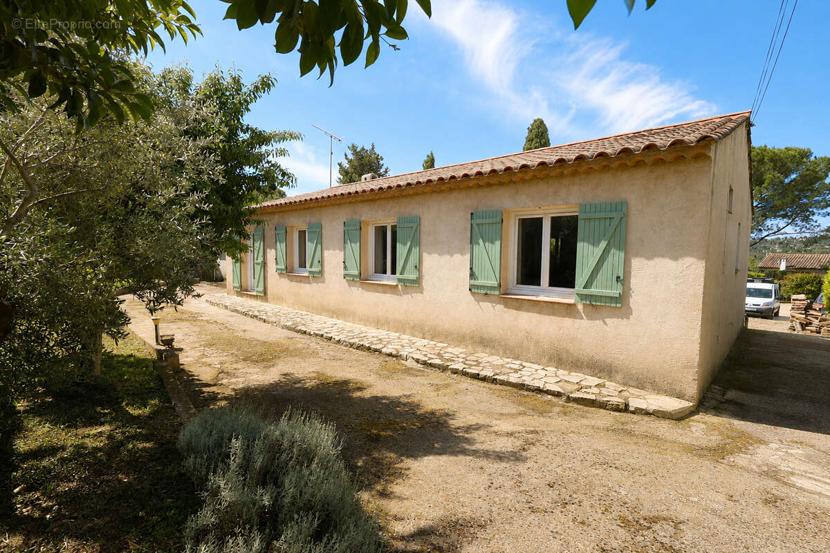 Maison à PEYMEINADE