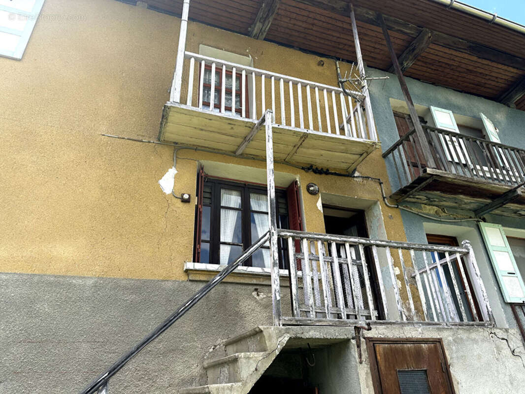 Maison à LA LECHERE