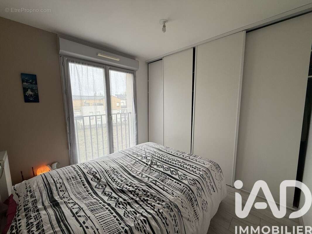 Photo 6 - Appartement à VERT-SAINT-DENIS