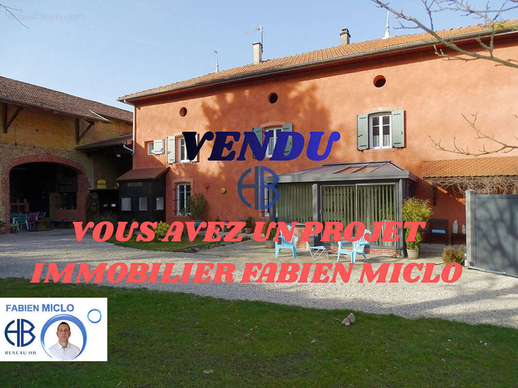 Maison à SAINT-SIMEON-DE-BRESSIEUX