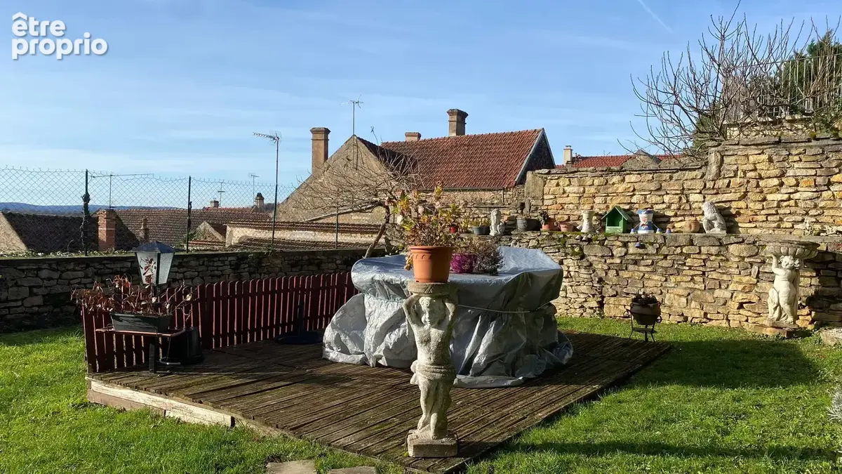 Immeuble à vendre ANNAY LA COTE (89)- Un Ensemble de 5 appartements dont 3 loués-Jardin - photo 4