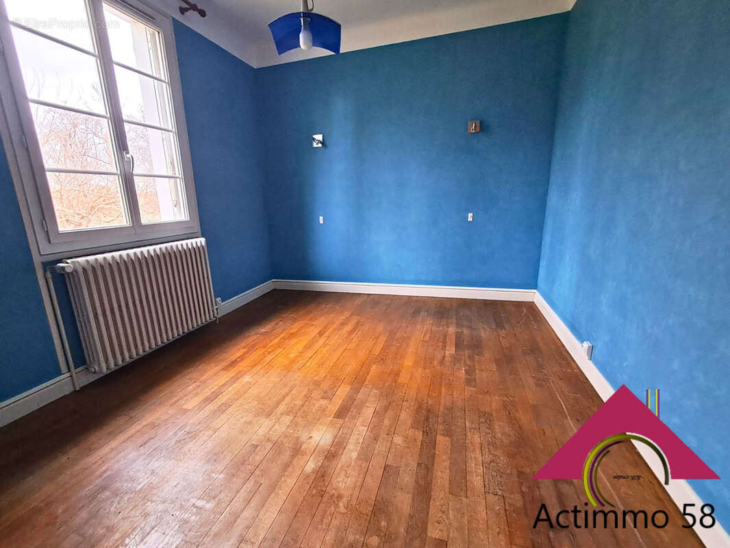 Maison à JOUET-SUR-L&#039;AUBOIS