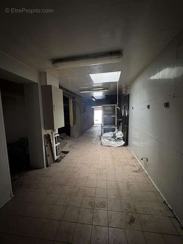 IMG_2473 - Commerce à REMIREMONT