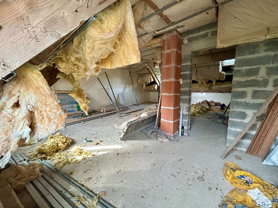 Maison à LA CHAPELLE-GAUTHIER