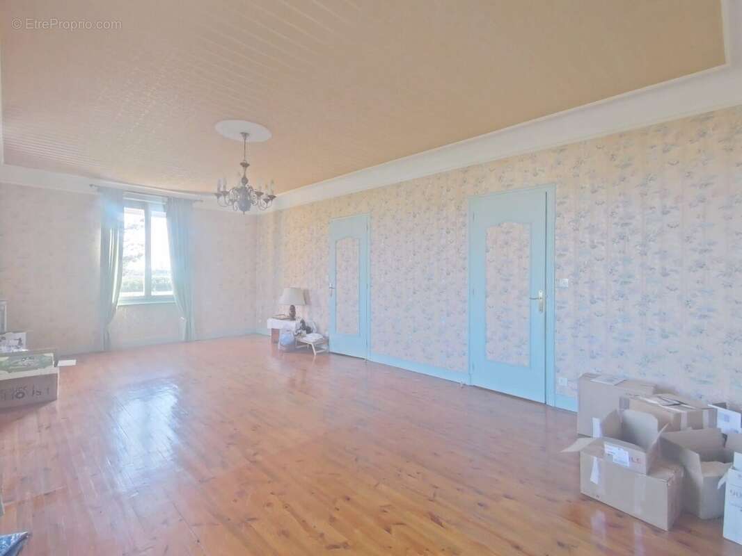 Maison à BONSON