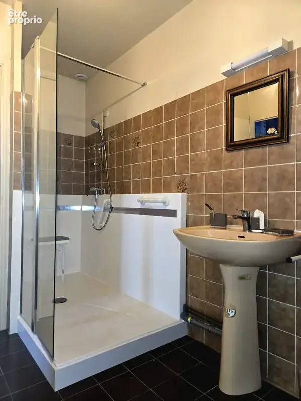 LANDIVISIAU - Appartement 5 pièces - 93 m2 - photo 9