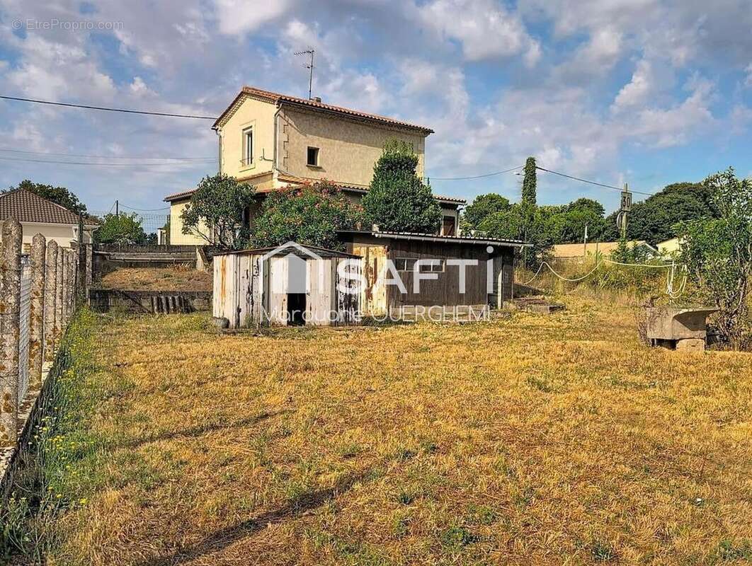 Maison 86 m² à Ambares-Et-Lagrave  - photo 2