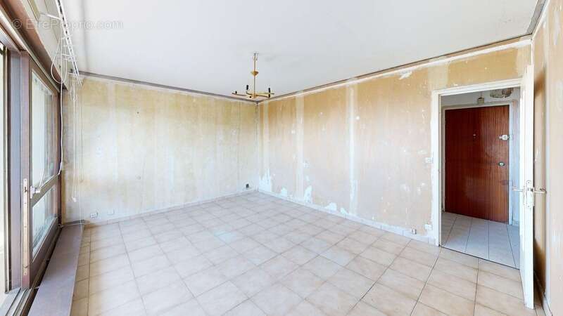 Appartement à RILLIEUX-LA-PAPE