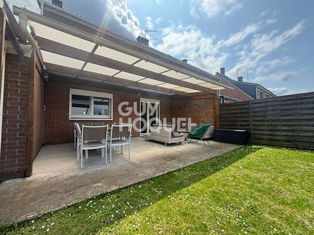 Maison à PECQUENCOURT