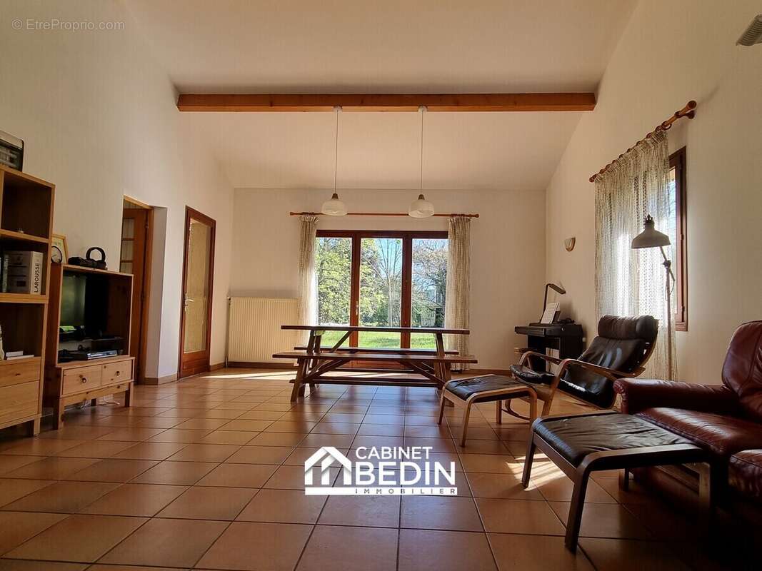 Maison 152 m² à Saint-Orens-De-Gameville  - photo 3