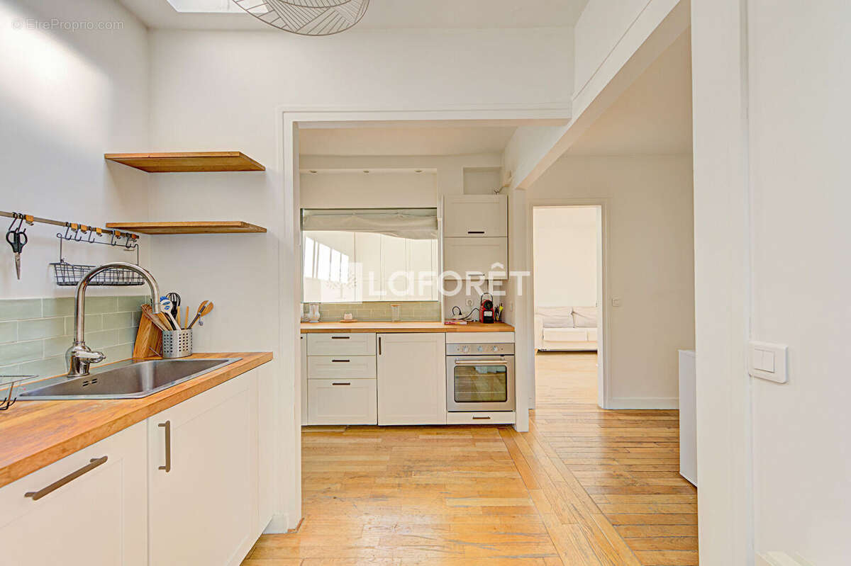 Appartement à NEUILLY-SUR-SEINE