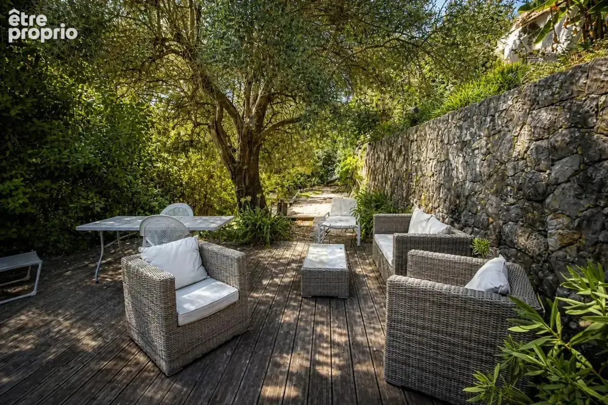 Maison de 6 pièces de 160 m² à Le Bar-sur-Loup - photo 11