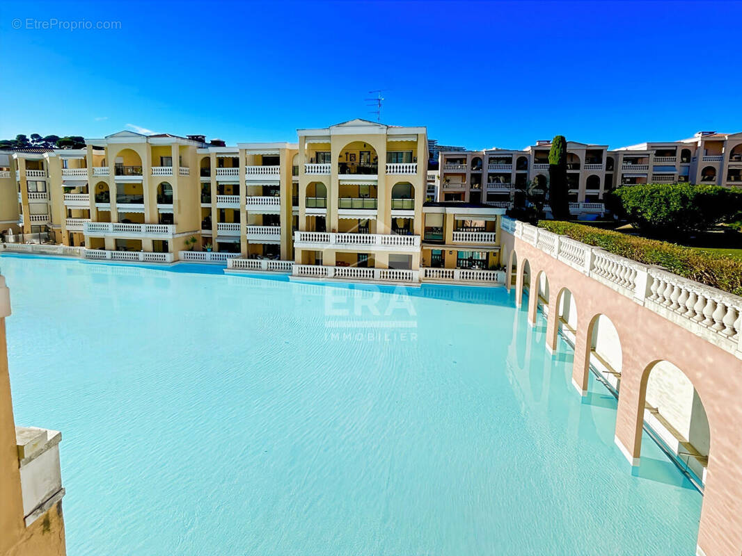 Appartement à LE CANNET