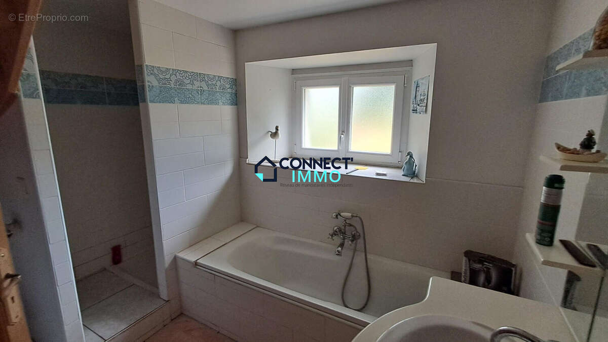 Maison 105 m² à Langonnet  - photo 4