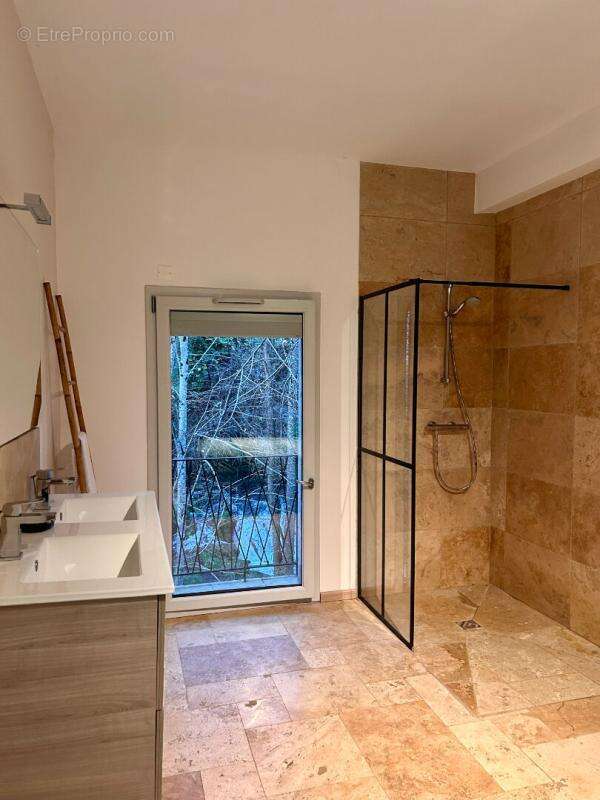 Maison à LES EYZIES-DE-TAYAC-SIREUIL