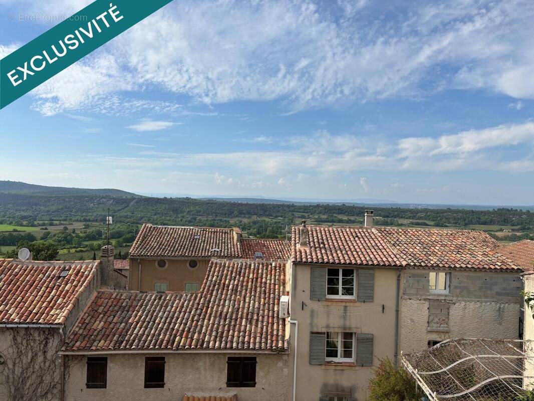 Photo 1 - Maison à ESPARRON