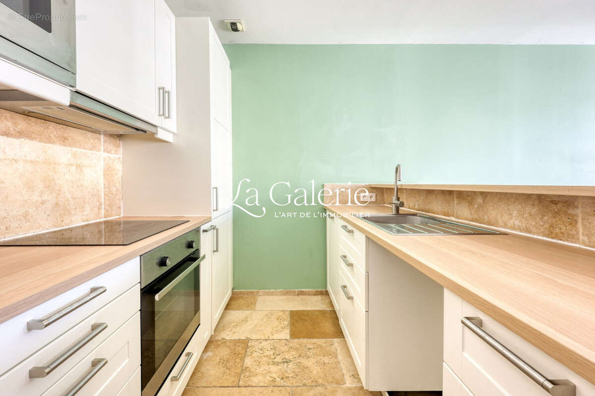 Appartement à HYERES
