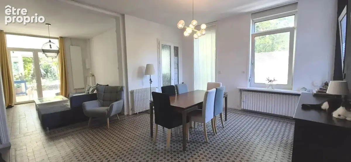 Entre ville et campagne/ Fermette/ 6 chambres/ garage et jardin - photo 3