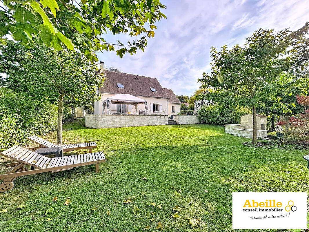 Maison à SOUZY-LA-BRICHE