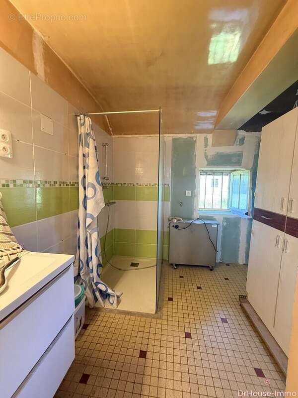 Maison 170 m² à Assenay  - photo 23