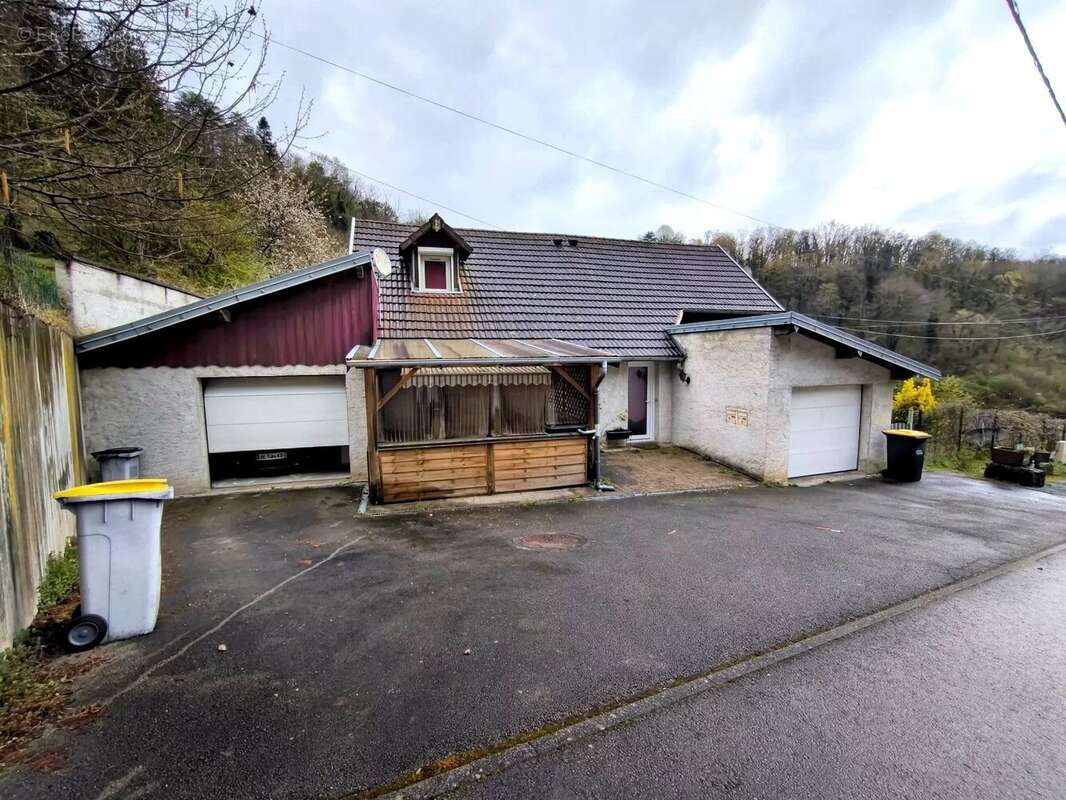 Maison à BAUME-LES-DAMES