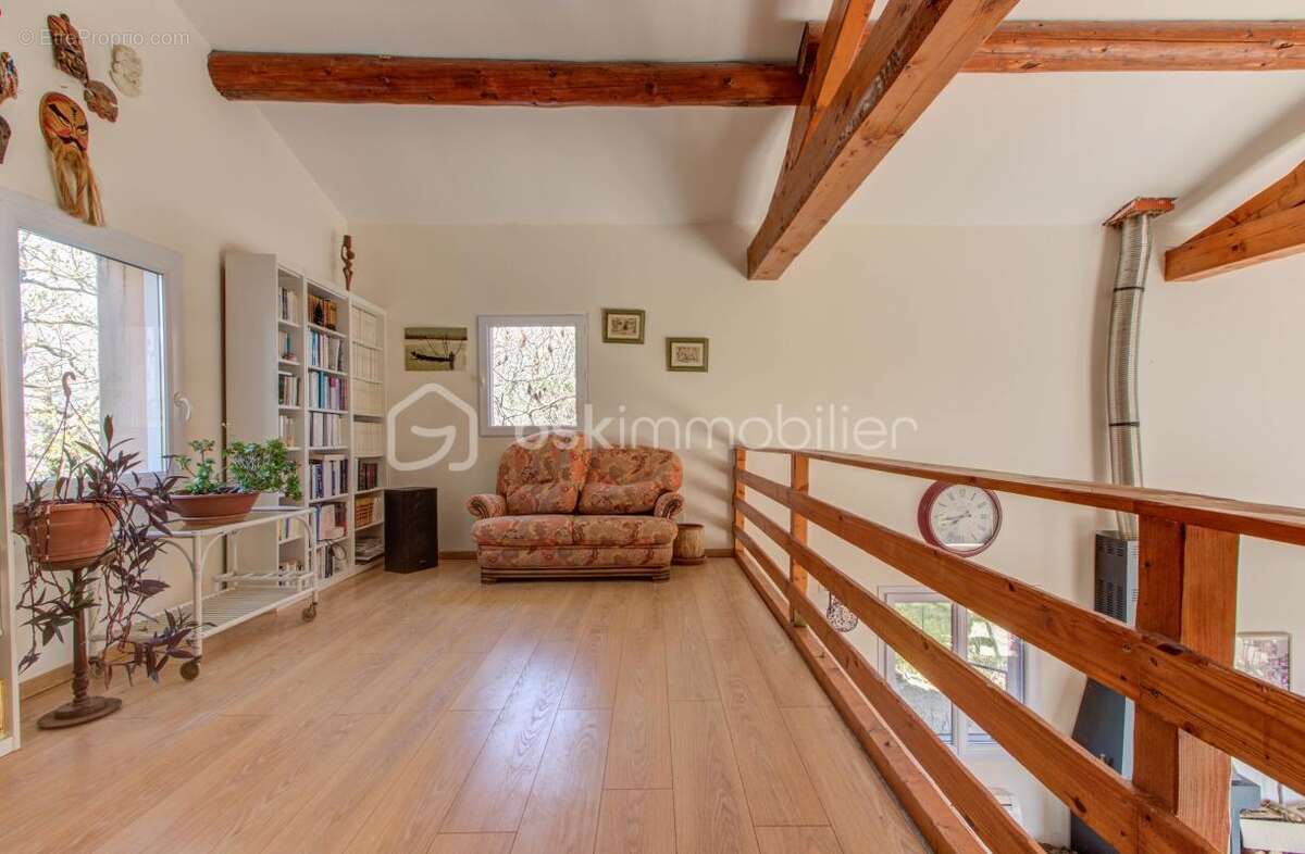 Maison à MONTELIMAR