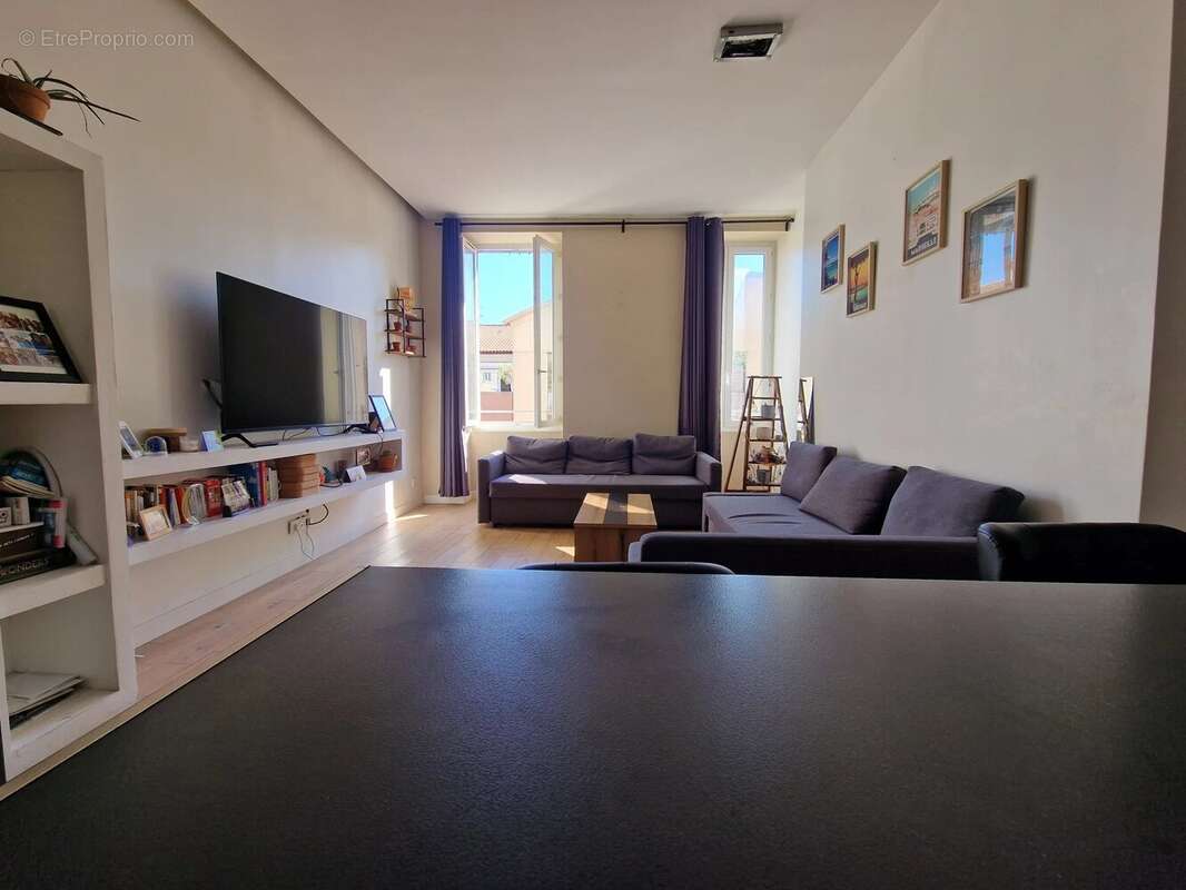 Appartement à MARSEILLE-6E