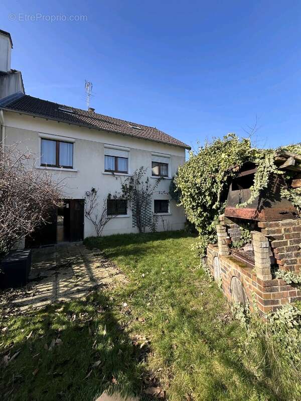 Maison à MONTFERMEIL