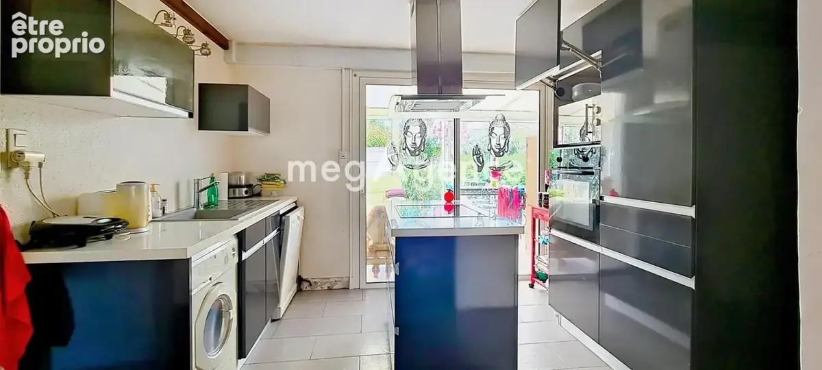 Challans, Maison, deux appartements, jardin - photo 4