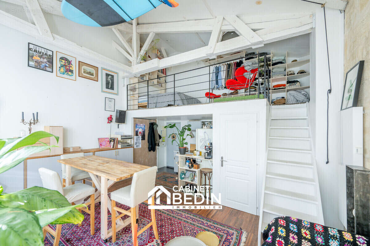 Appartement à BORDEAUX