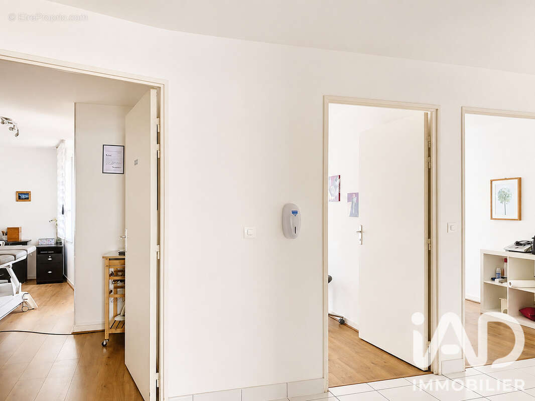 Commerce 84 m² à Dourdan  - photo 8