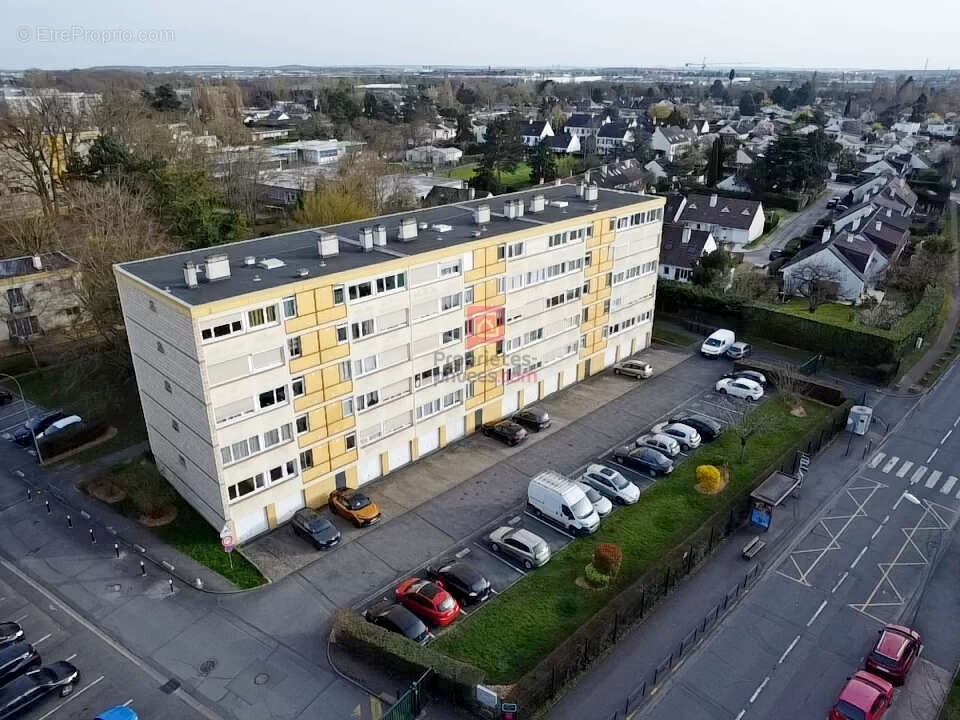 Appartement à SAINT-MICHEL-SUR-ORGE