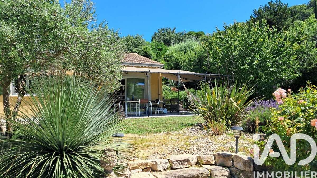 Photo 2 - Maison à PUY-SAINT-MARTIN