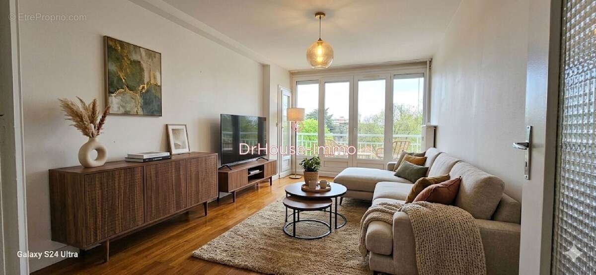 Appartement à SAINT-ETIENNE