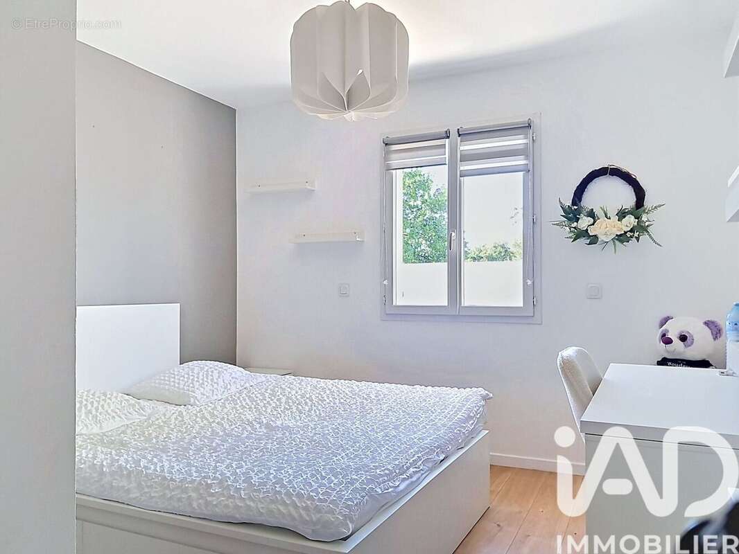 Maison 138 m² à Castelculier  - photo 6