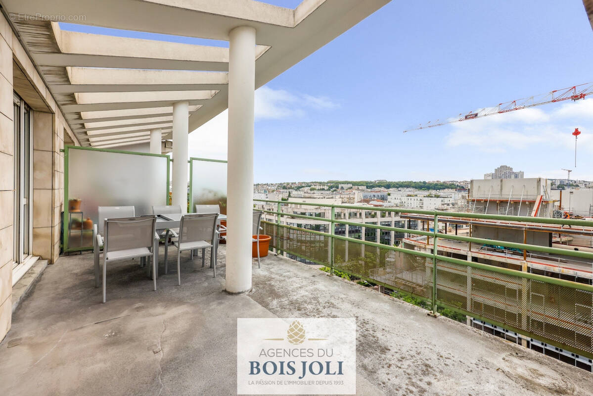 Appartement à ISSY-LES-MOULINEAUX