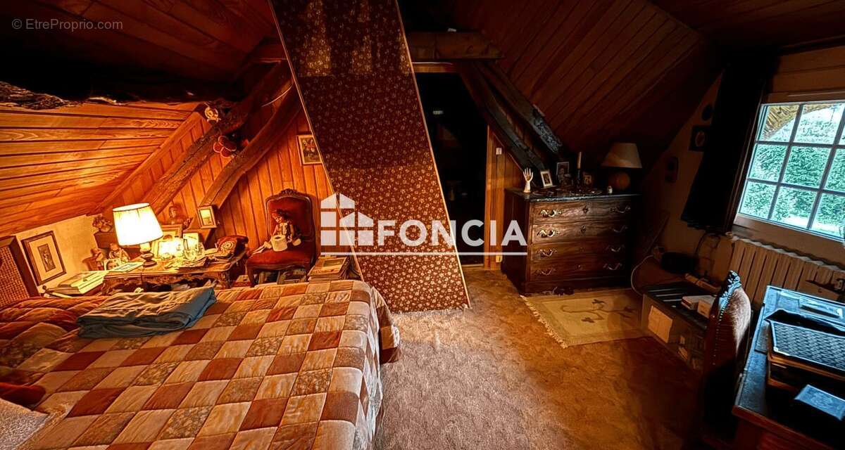 Maison à LE VAL-DAVID