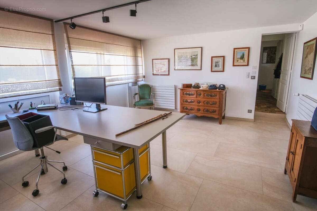 Propriété 280m² dans résidence  privée - photo 11