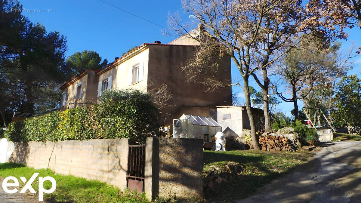 Maison à ROUGIERS