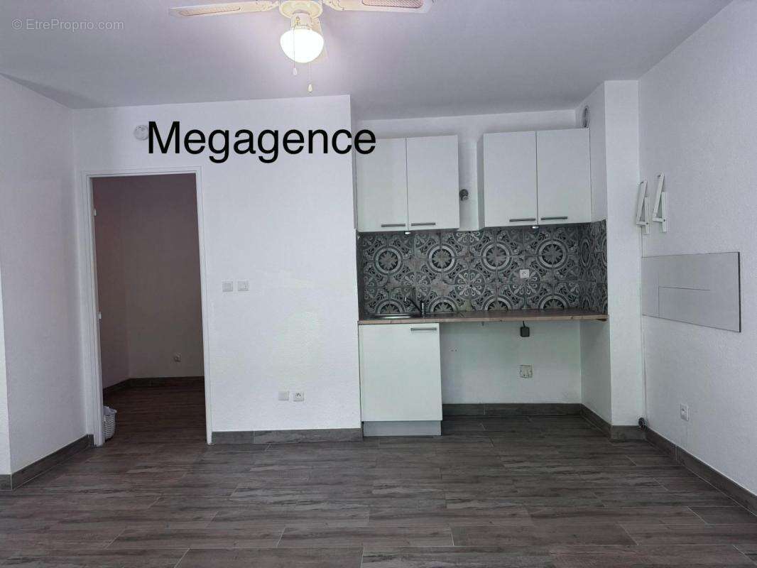 Appartement à HYERES