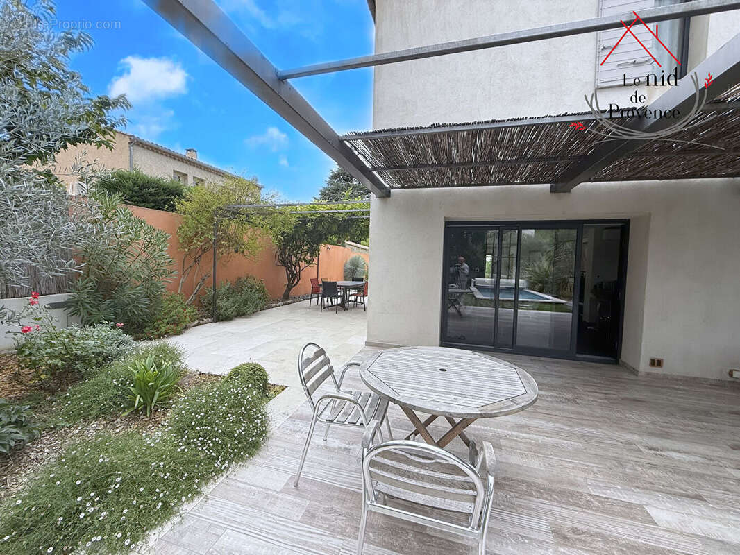 Rare belle villa proche commodites a saint didier - photo 9