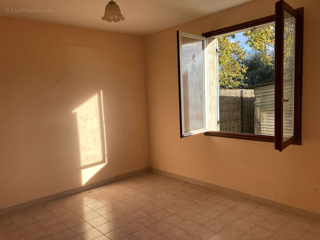 Maison à SAINT-MAURICE-DE-CAZEVIEILLE