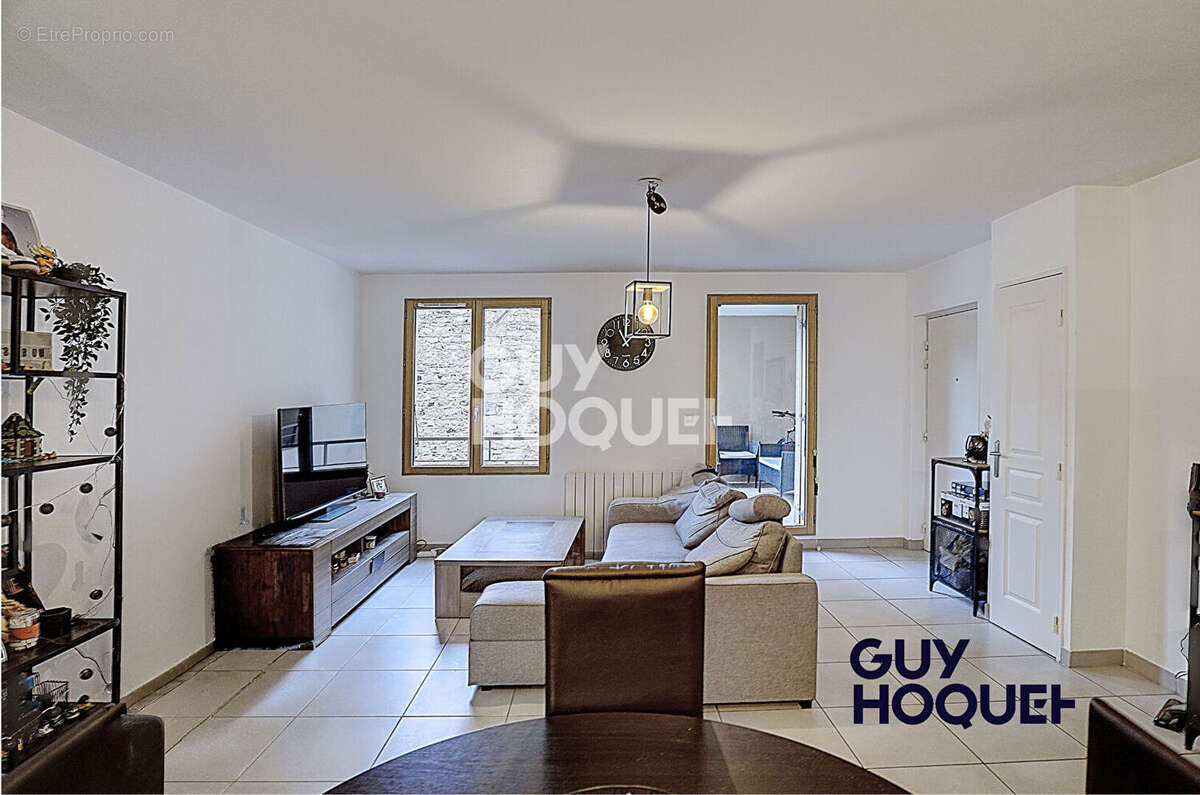 Appartement à SAINT-CYR-AU-MONT-D'OR
