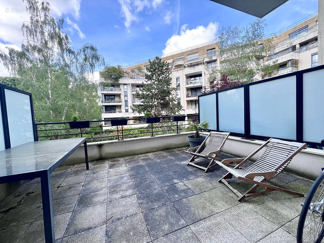 Appartement à SURESNES